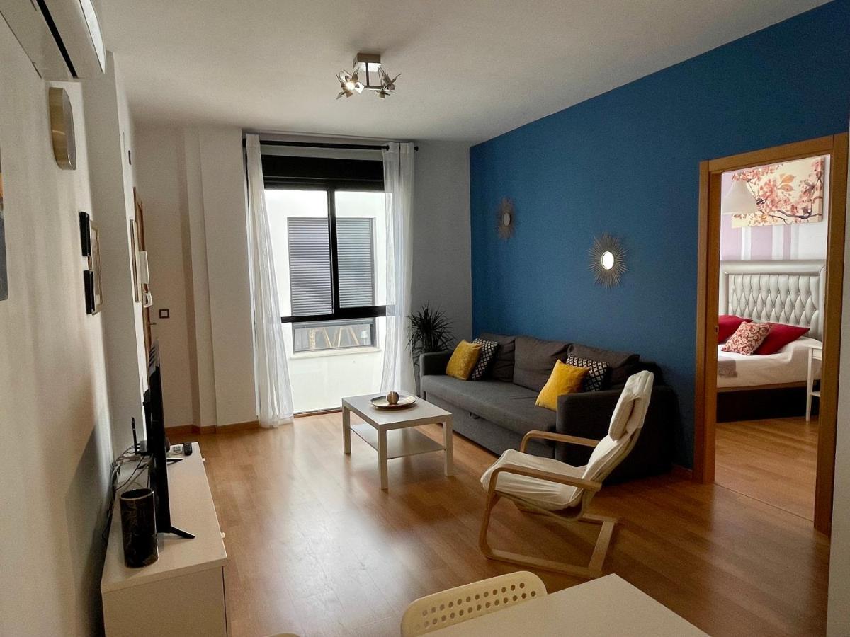Amazing Apartment In The Heart Of Malaga Pool & Free Parking Extérieur photo